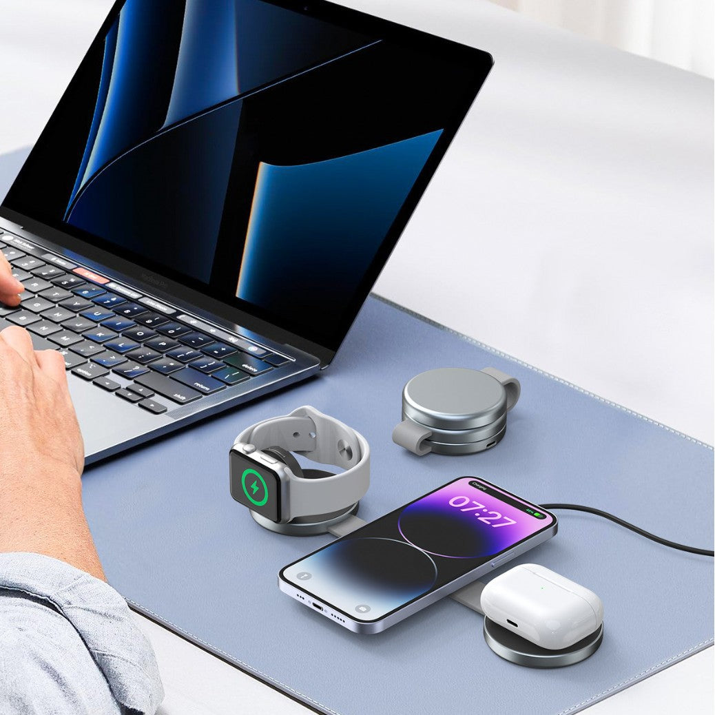 Magnetic Charger Round Heart-Shaped Portable Suitable For Apple 15W Mobile Phone Magsafe Three-In-One